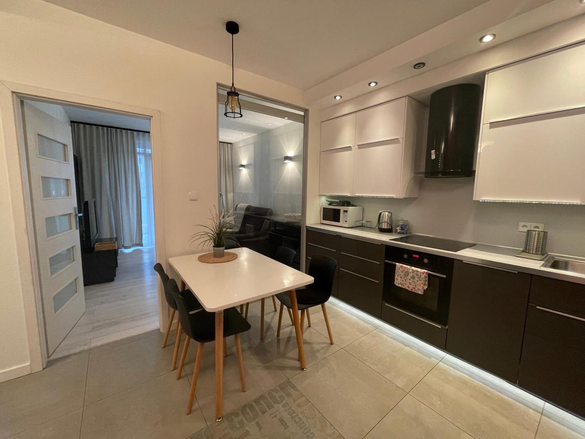 Apartment Boznicza Modern Apartment, Self Check-in 24h, Free Parking